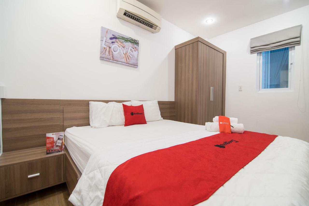 Reddoorz Plus Near Tan Dinh Market 胡志明市 外观 照片