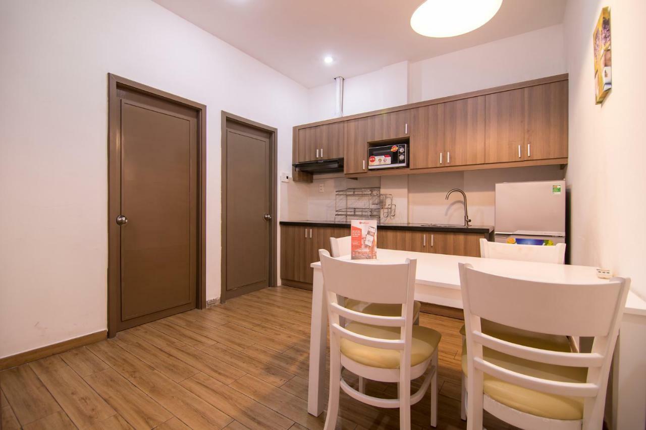Reddoorz Plus Near Tan Dinh Market 胡志明市 外观 照片