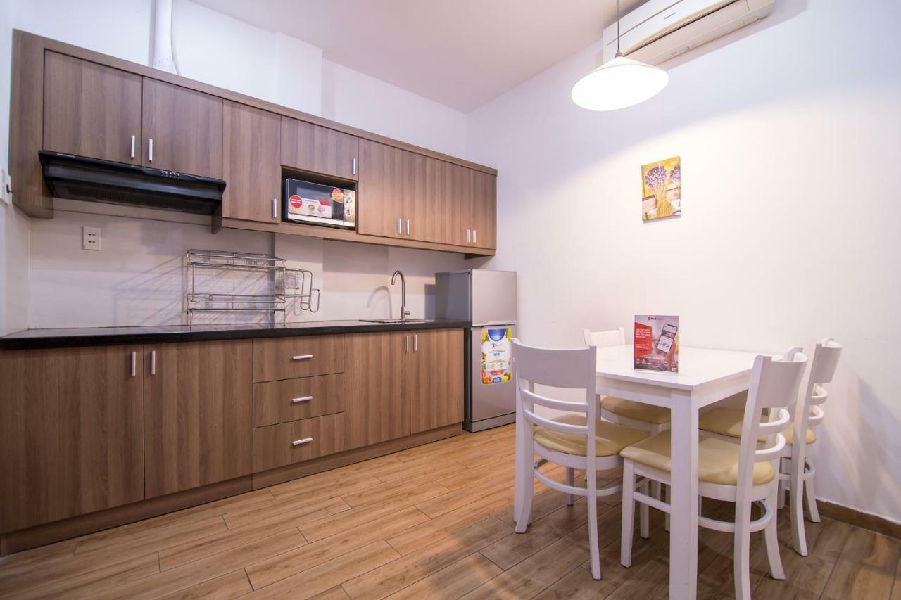 Reddoorz Plus Near Tan Dinh Market 胡志明市 外观 照片