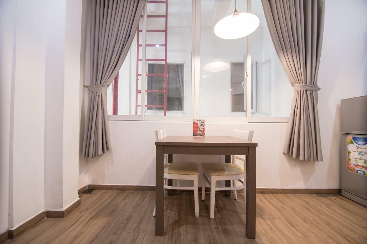 Reddoorz Plus Near Tan Dinh Market 胡志明市 外观 照片