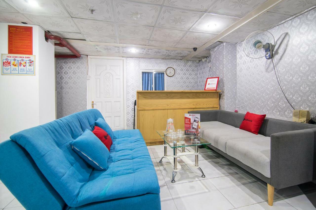 Reddoorz Plus Near Tan Dinh Market 胡志明市 外观 照片