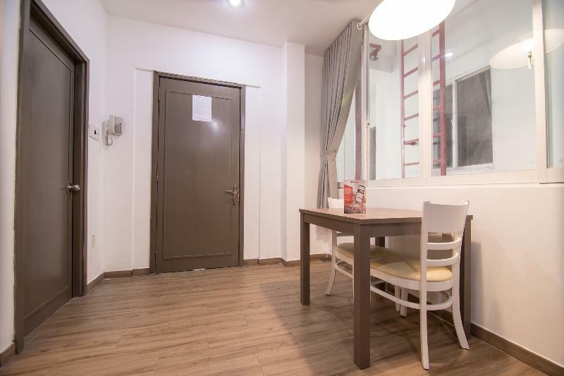 Reddoorz Plus Near Tan Dinh Market 胡志明市 外观 照片