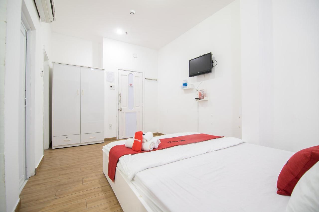 Reddoorz Plus Near Tan Dinh Market 胡志明市 外观 照片